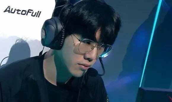 在英超联赛 在英超联赛